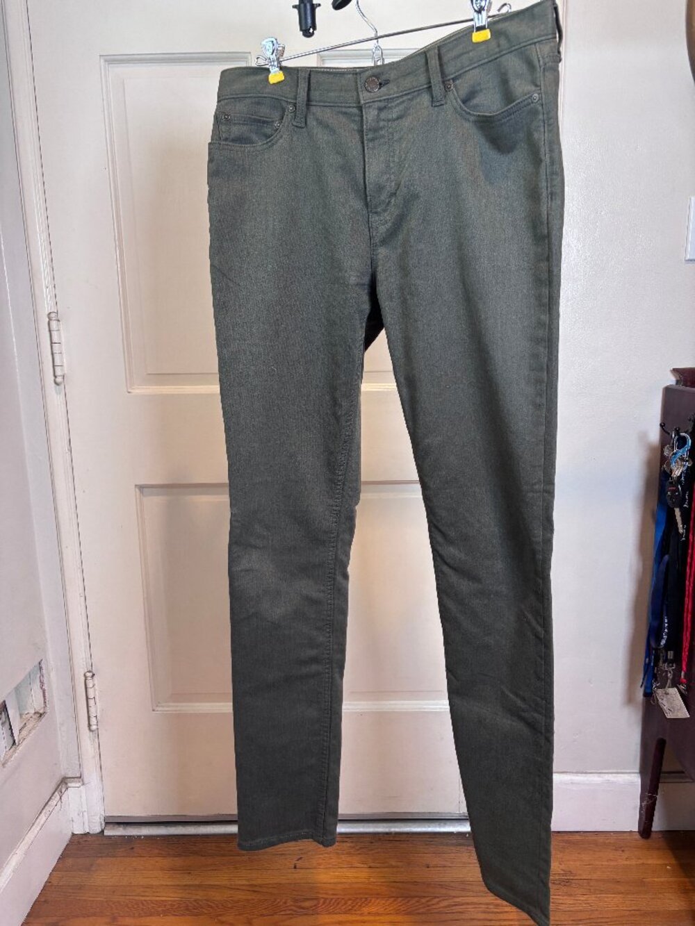 BR Travel Jeans 33"